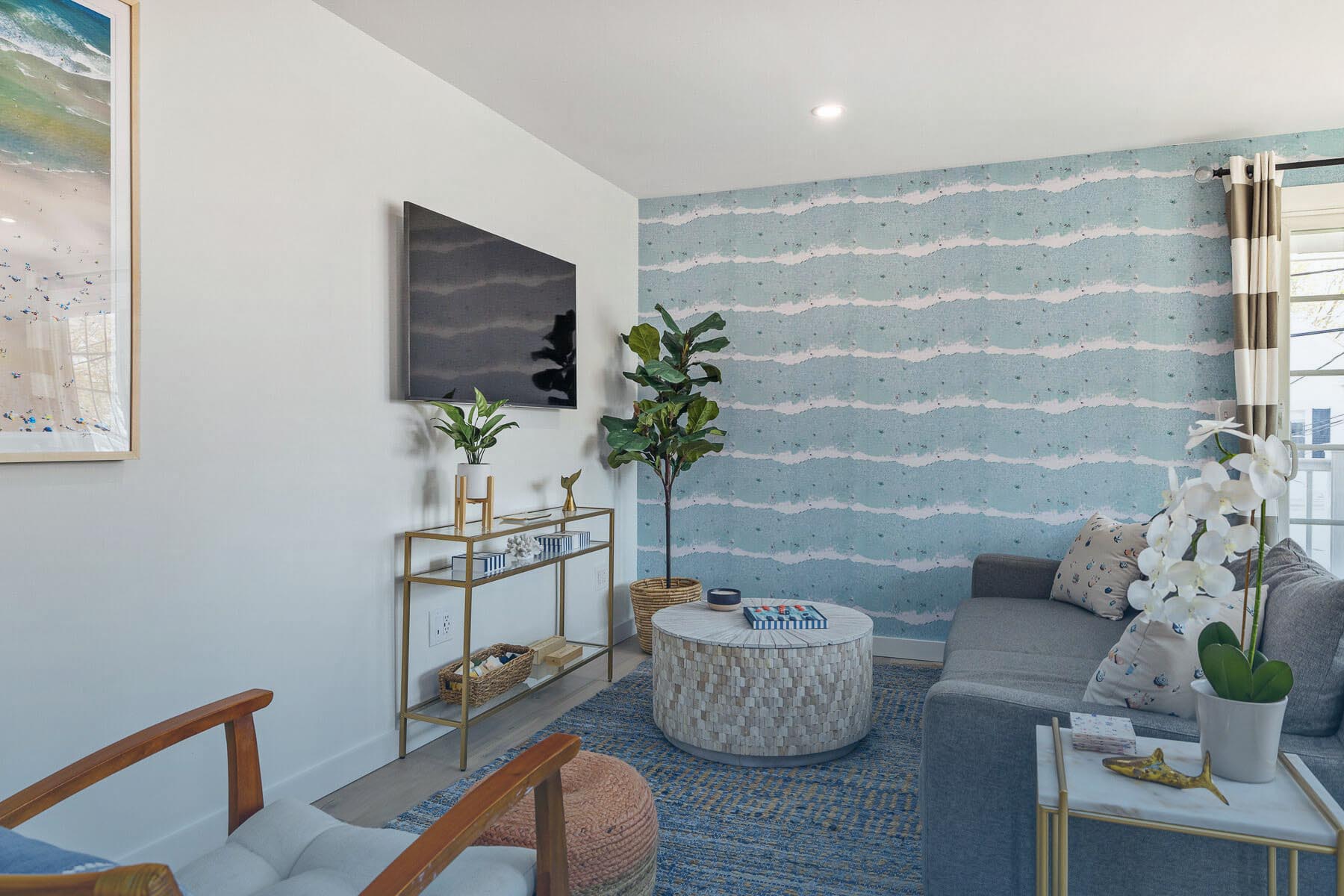 Twenty Shore Guest Suites — gallery preview 3